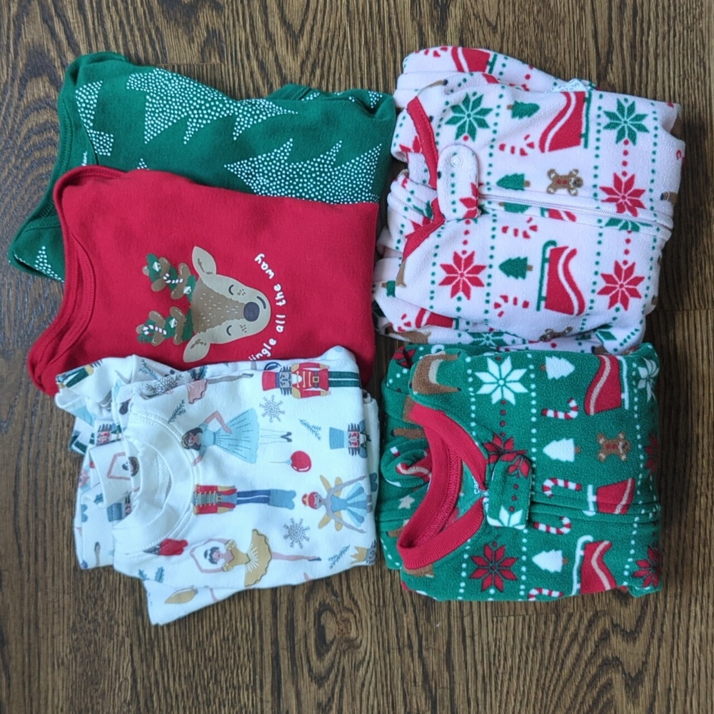 Carter's 18M holiday/christmas bundle!